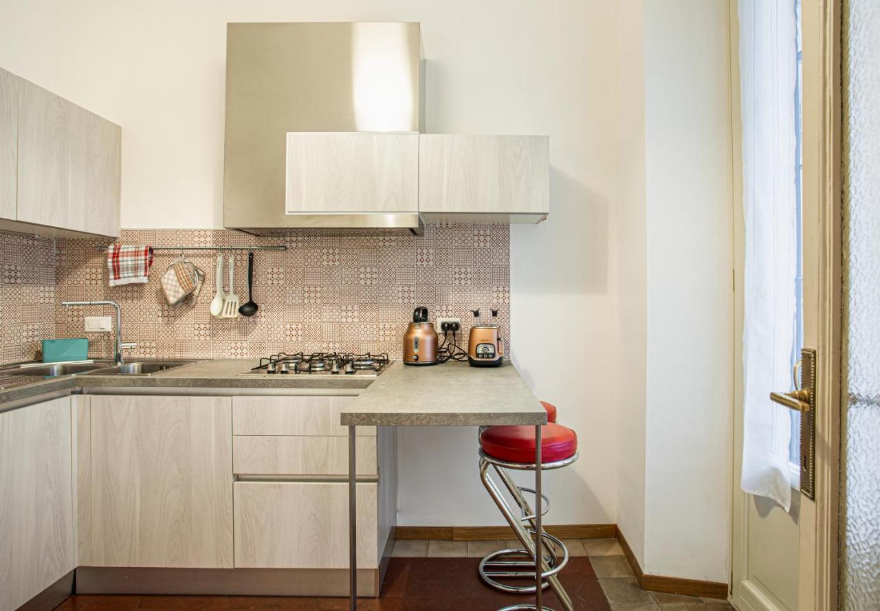 Restayled Chic Apartement- Via Ozieri มิลาน ภายนอก รูปภาพ