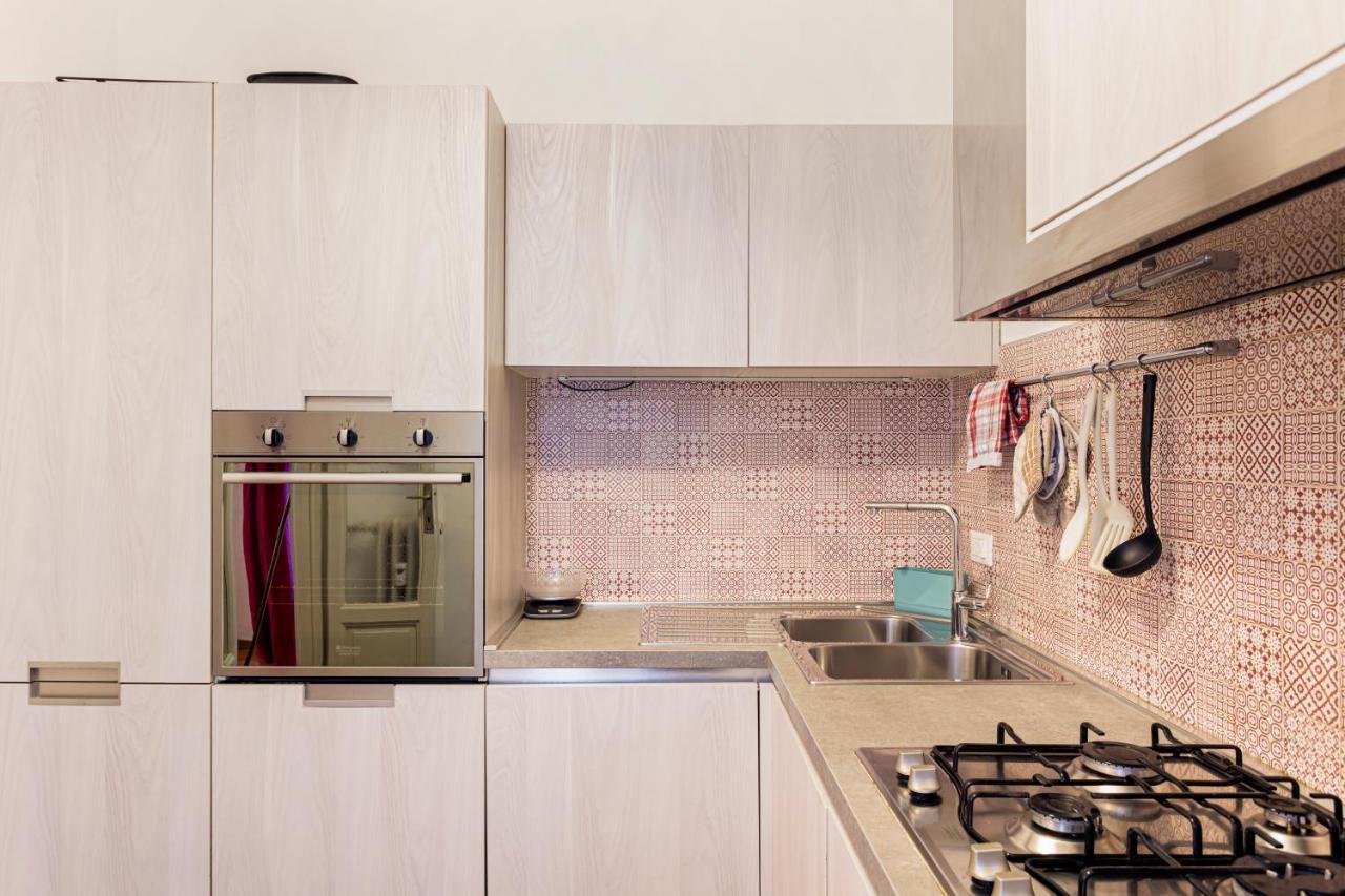 Restayled Chic Apartement- Via Ozieri มิลาน ภายนอก รูปภาพ